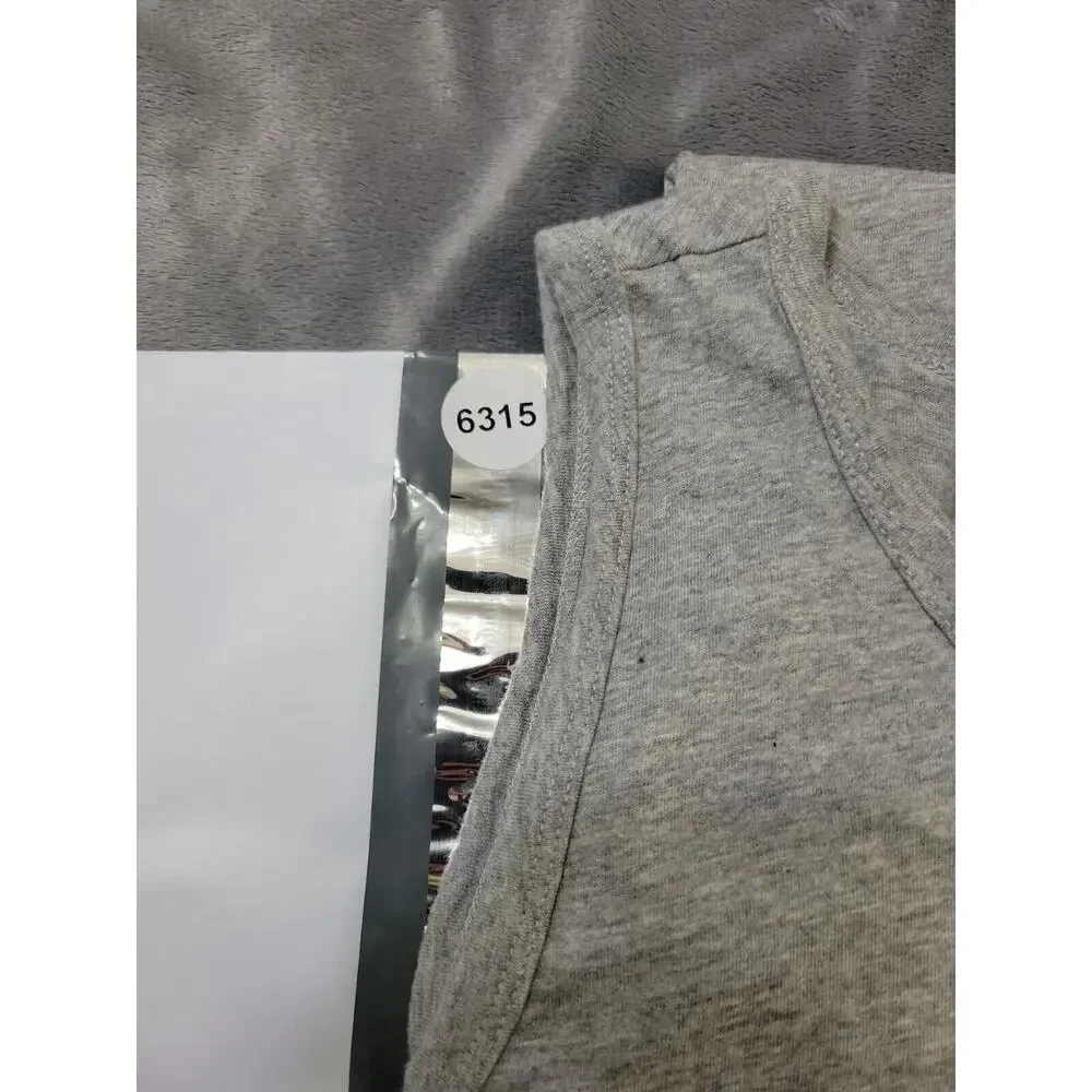 The Nike Tee Shirt Womens Extra Large Grey Athletic‎ Cut Scoop Neck Cotton Tank